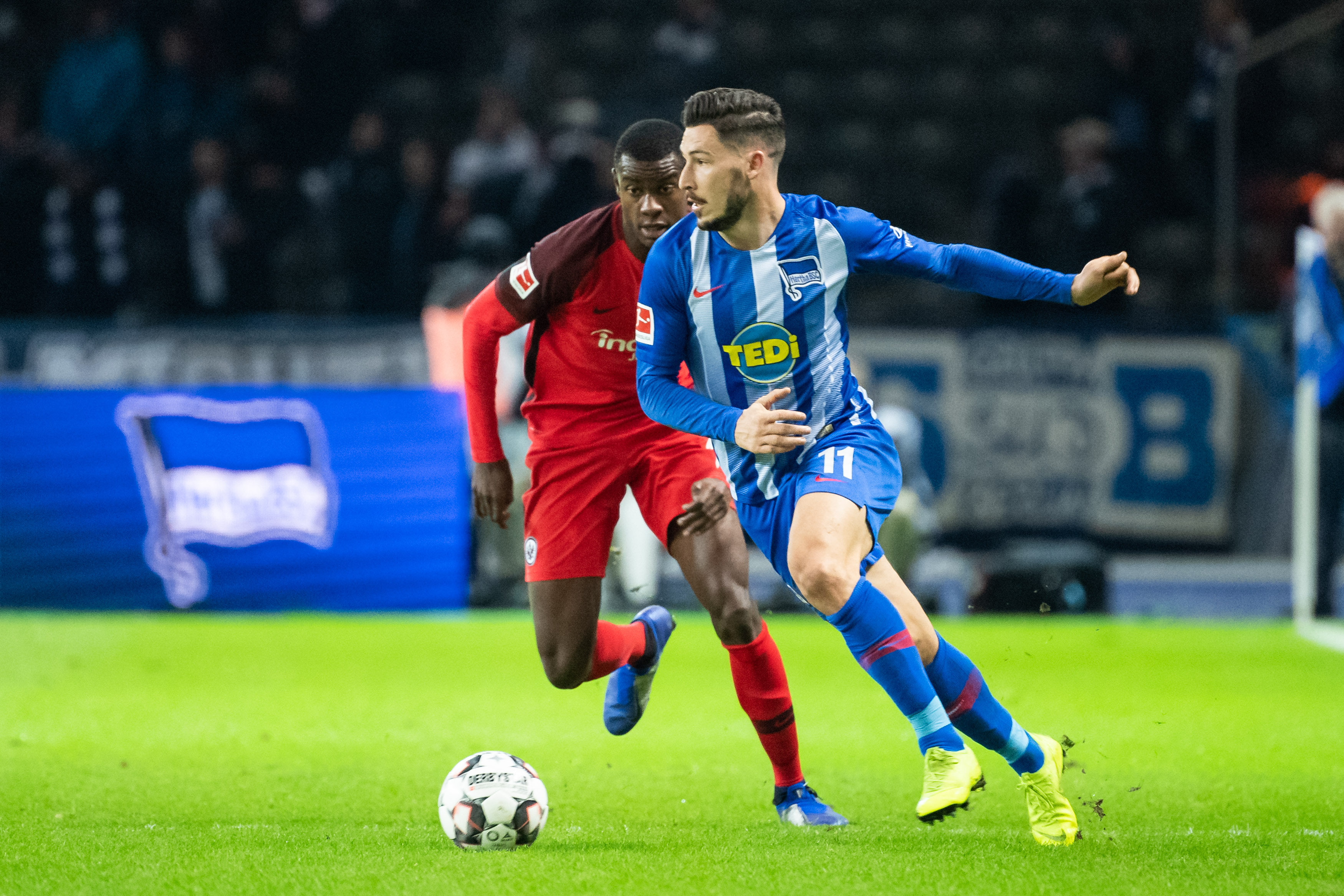 西媒：维尼修斯等核心对阿隆索不满，教练与更衣室发生冷战