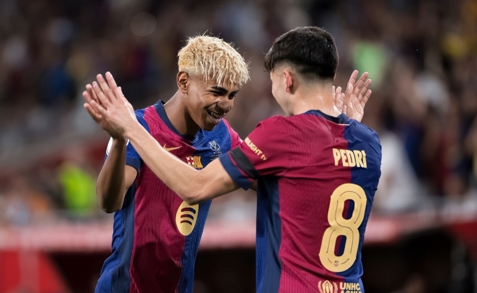 拜仁官方：2026年传奇杯将于明年1月18日举行，拉姆任教练