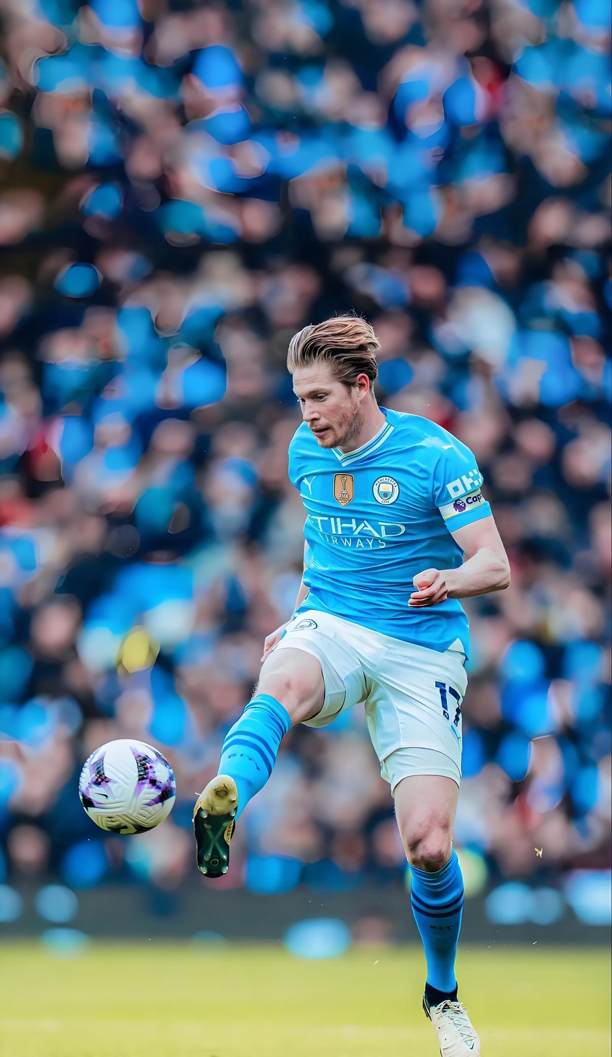 凌空斩世界波，王燊超当选中超官方第29轮最佳球员